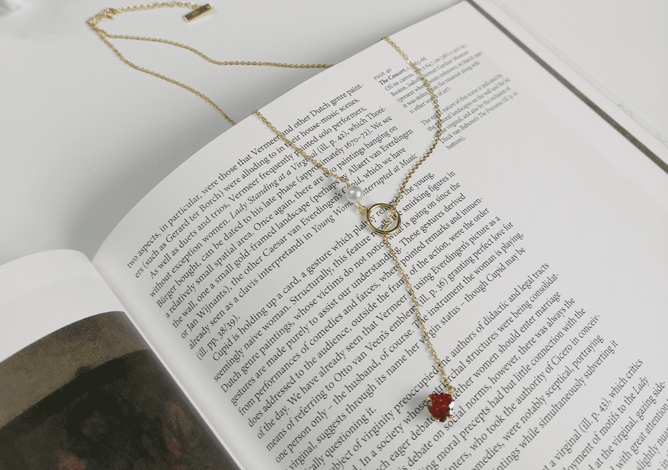 Red heart necklace female clavicle chain